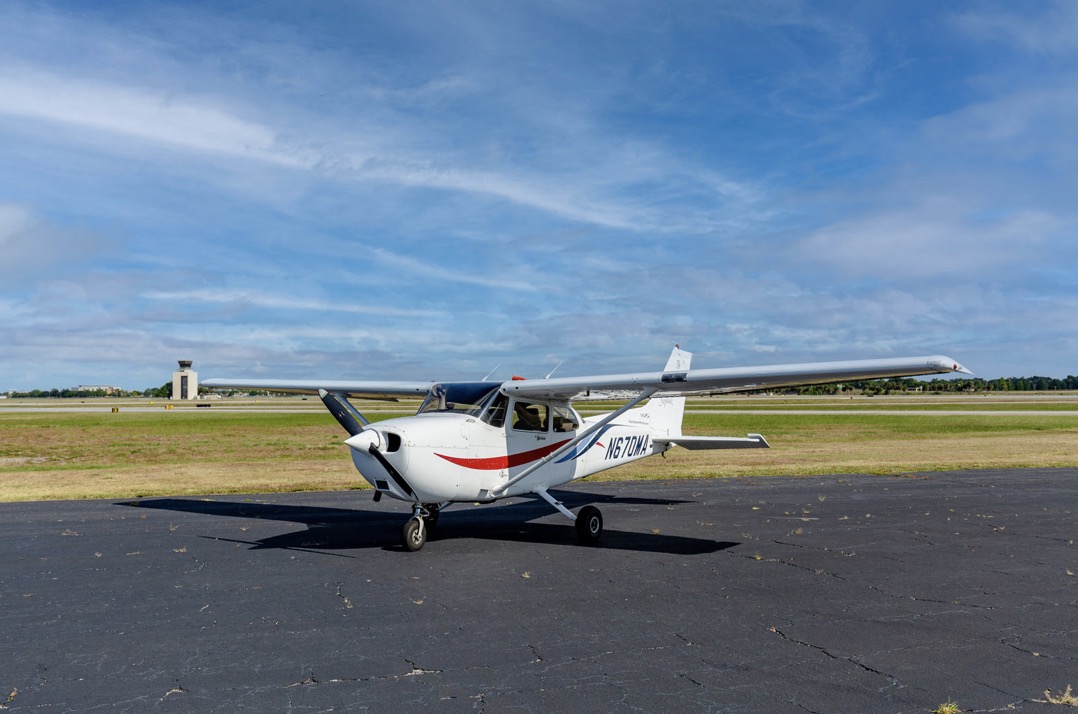 Cessna 172 on an airport ramp in Central Florida